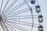 Djevojčica (13) visila sa panoramskog točka (VIDEO)