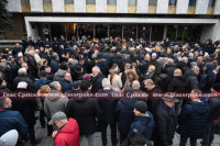 Građani i danas protestuju ispred NSRS