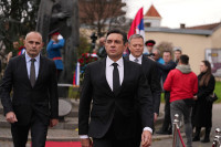 Vulin: Hil ne traži da budemo prijatelj Amerike nego neprijatelj Rusije