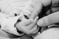Preminula osmomječena beba u bolnici u Surdulici
