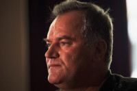 General Mladić i dalje slab i ne može na noge