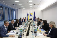 Bez povećanja plata za diplomatiju