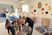 Prnjavor obezbijedio paketiće za 1.314 mališana