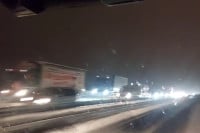 Kamion blokirao auto-put Prnjavor-Doboj (VIDEO)