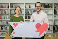 m:tel „Prijatelj znanja": Donacija za uređenje biblioteke Osnovne škole „Aleksa Šantić" u Osmacima