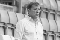 Preminuo legendarni srpski fudbaler