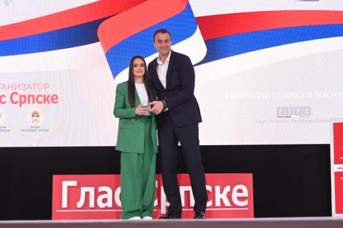 Dodik ima poruku za Saru