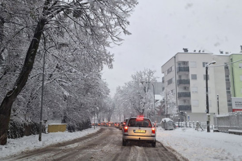 Колапс због снијега у Бањалуци