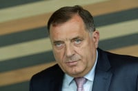 Ауторски текст предсједника Републике Српске: Шмитов напад на став - повратак на гране прошлости?