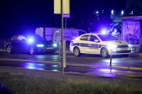 Masovna tuča pijanih mladića i djevojaka u centru grada