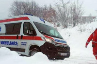 Jeziv sudar kamiona i autobusa, ima povrijeđenih (FOTO)