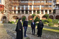 Šta je Vučić poručio iz Hilandara