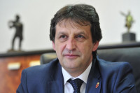 Gašić: Svečanu simboliku Dana Republike jednako doživljavaju Srbi širom svijeta