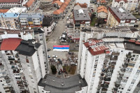 Zastavu Srpske podigli na 25 metara visine (FOTO)