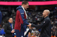 Jokić i dalje bolestan, Denver se oglasio pred meč sa Dalasom
