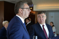 Vučić čestitao Milanoviću pobjedu na predsjedničkim izborima u Hrvatskoj
