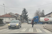 U Banjaluci se sudarili automobil i kamion