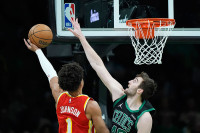 Košarkaši Atlante poslije produžetka pobijedili Boston, Bogdanović ubacio sedam poena