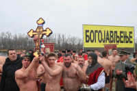 Plivanje za Časni krst održano širom Srbije