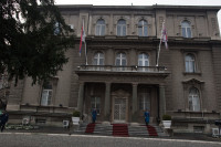 Državljanka Hrvatske pokušala nasilno da uđe u zgradu Predsjedništva