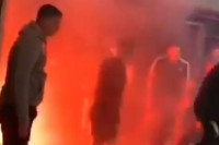 Baklje i topovski udari u centru Beograda