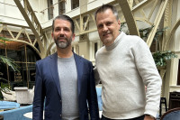 Ambasador Vujić susreo se sa Donaldom Trampom Mlađim
