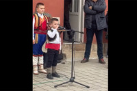 Najmlađi zdravičar iz Bileće oduševio sve (VIDEO)