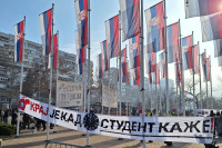 Drugi dan blokade Mosta slobode: Studenti budili građane, najavili plenum (VIDEO,FOTO)