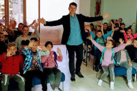 Pjesničko veče sa Vickom Vuketićem: Vodimo se ljubavlju i vjerom u dobro