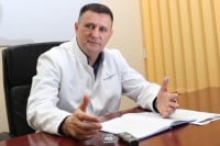 Tim ljekara sa UKC RS se ponudio da brine o Karadžiću