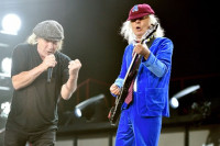 Nove poštanske markice povodom godišnjice albuma grupe „AC/DC“