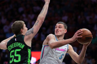 Košarkaši Majamija poraženi od Bostona, Jović ubacio 10 poena