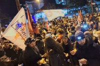 Marš ka Kragujevcu – niški studenti u Jagodini, beogradski i novosadski u Čumiću