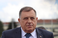 Dodik: Borci junaštvom i hrabrošću odbranili Srpsku