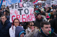 Kragujevac u petnaestočasovnoj blokadi (FOTO+VIDEO)
