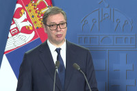Vučić: Rješavamo zahtjeve, neće biti prelazne vlade ni upada u institucije