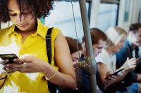 “Svi samo gledaju u telefone” Amerikanac zaprepašten nakon 30 godina zatvora