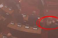 Snimljen trenutak gada je pogođena poslanica Kranac: Predmet bacio kolega iz koalicije