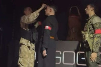 Mladi u Mostaru izveli performans kojim veličaju Hitlera i nacistički režim