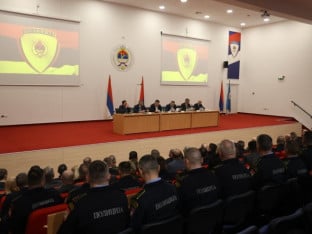 Dodik sa rukovodiocima MUP-a Srpske