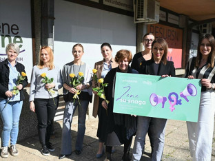 ATOS BANK uručila donaciju Fondaciji "Udružene žene" Banja Luka