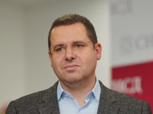 Kovačević: Srbi žele dijalog i mir