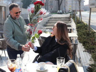 Žunić: Želim mojim Dervenćankama i svim damama da praznik proslave sa svojim najdražima