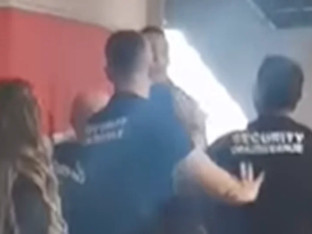 Žestoka tuča na koncertu Saše Matića (VIDEO)