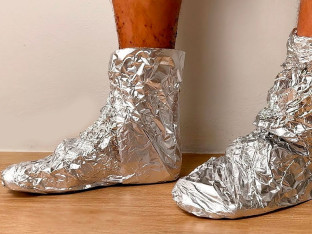 Umotajte noge u aluminijsku foliju i nestaće boljka koja muči mnoge