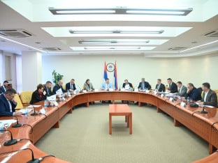Ko će raditi na novom ustavu  Srpske: Sutra dvije posebne sjednice