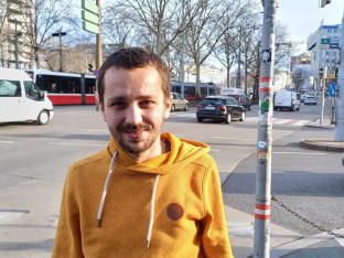 Nemanja Šindrak, Banjalučanin u Beču, za "Glas": U 75. minutu prestaje pjesma Rapidovih fanova i kreće aplauz
