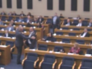 Crnadak i Bodiroga udaljeni sa sjednice NSRS