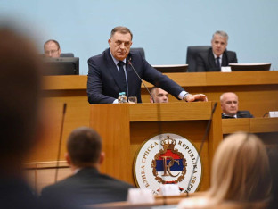 Dodik u NSRS: Ovo su teška vremena, ali...