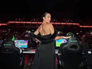 Georgina u uskoj haljini ponovo sve ostavila bez daha